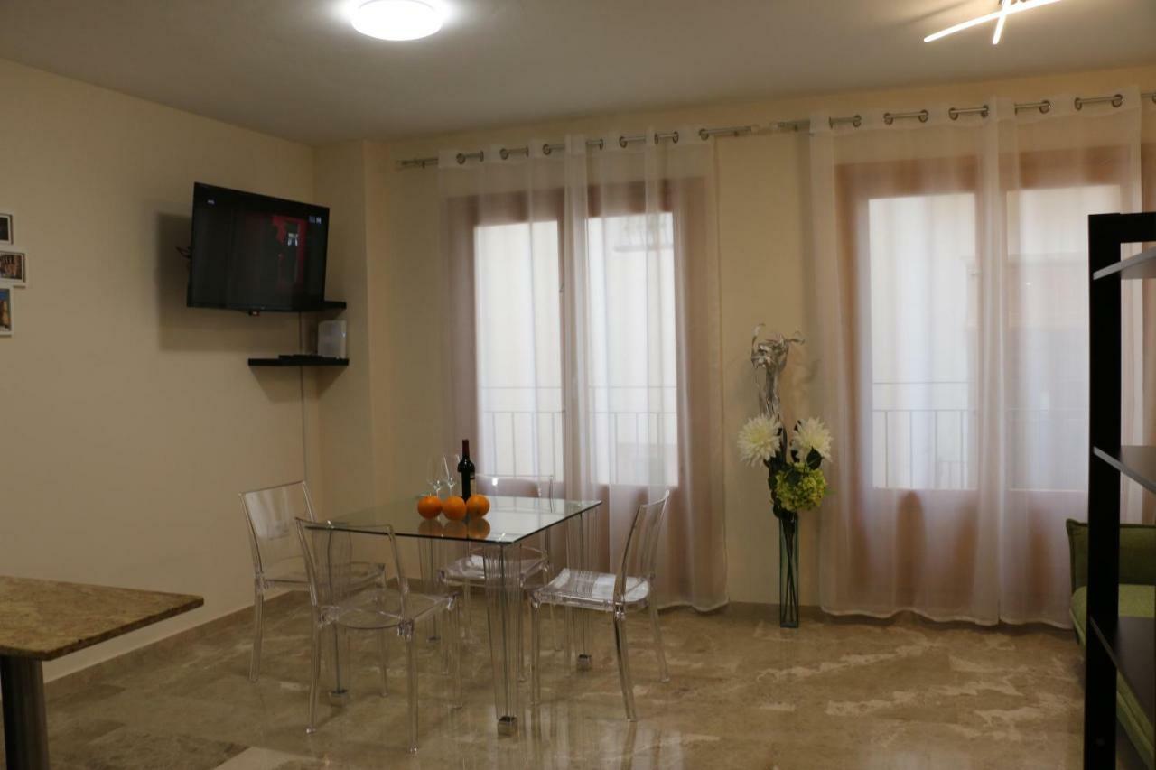 Apartments Abate 4 Valensiya Dış mekan fotoğraf